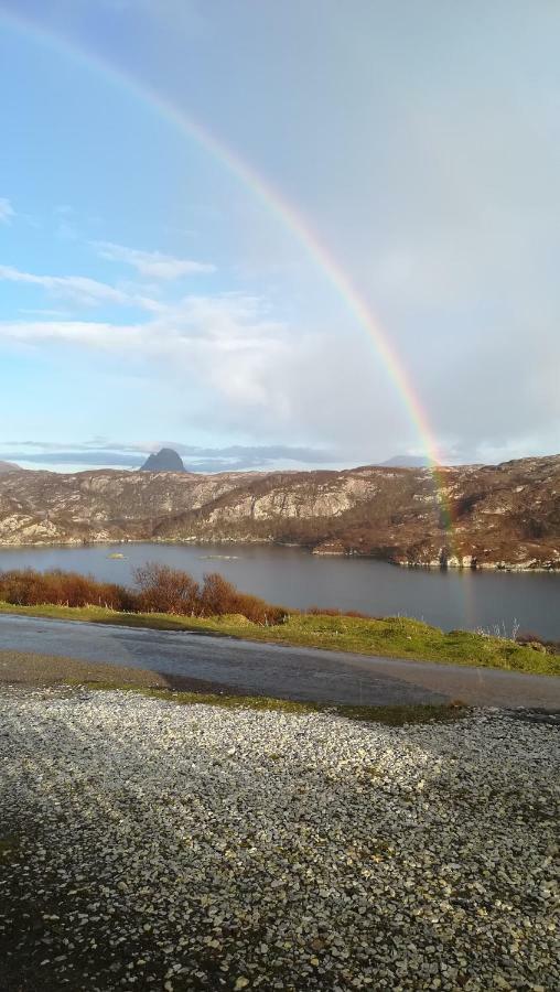 Achmelvich View Self Catering Apartment Lochinver Exterior photo
